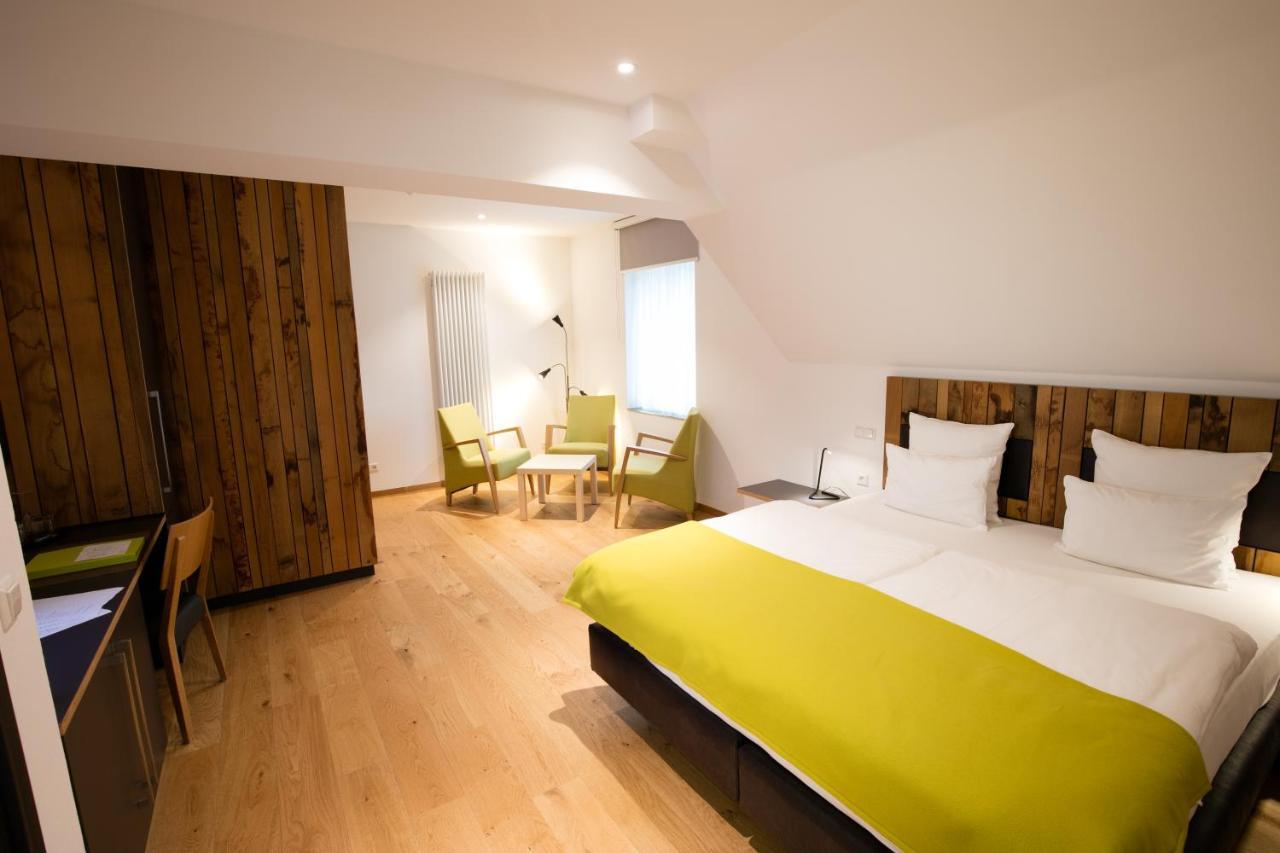 Hotel Terrace Bettendorf Экстерьер фото